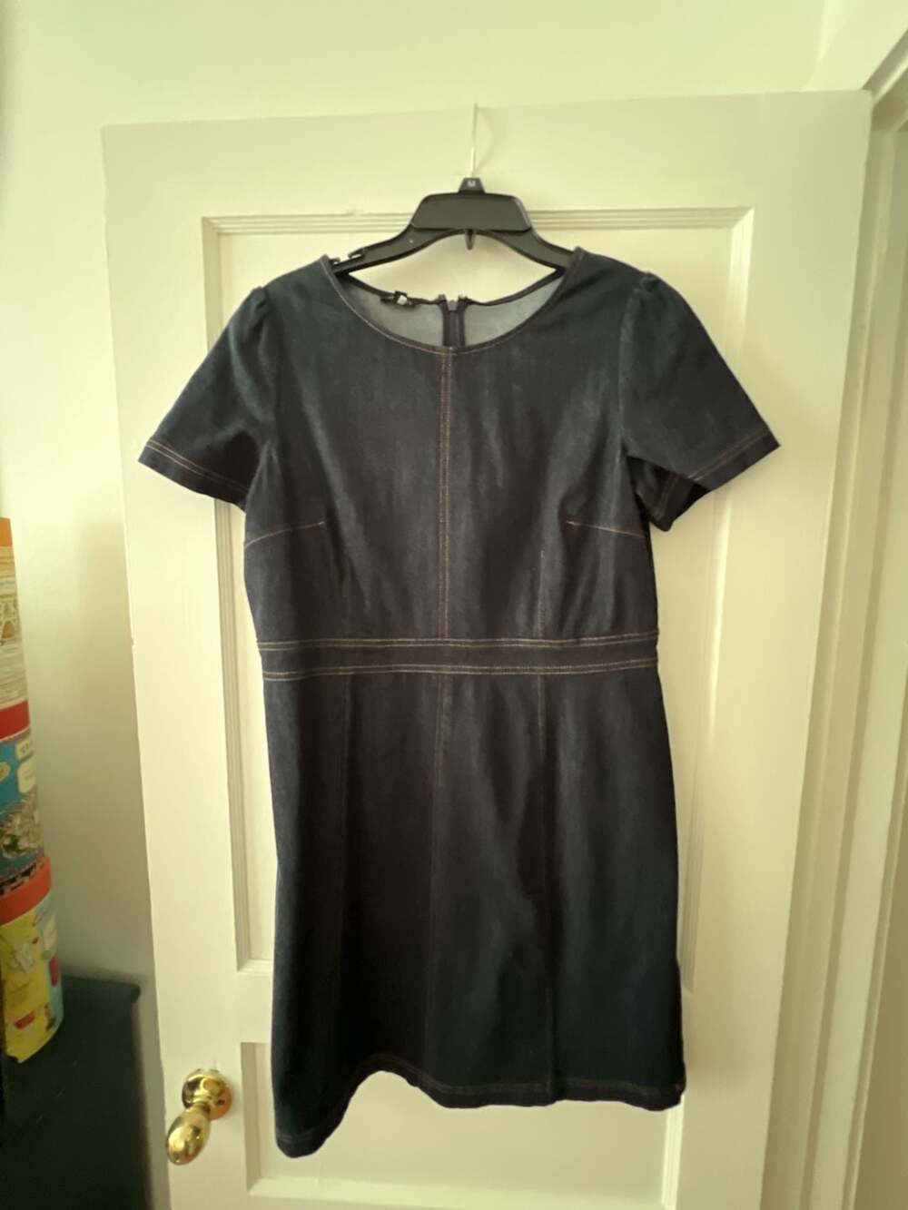 Talbots Denim Dress Size 10 Short Sleeve Dark Wash
